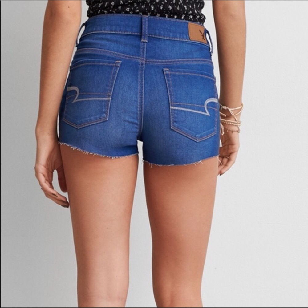 AEO Denim High Rise Shortie - Picture 2 of 6